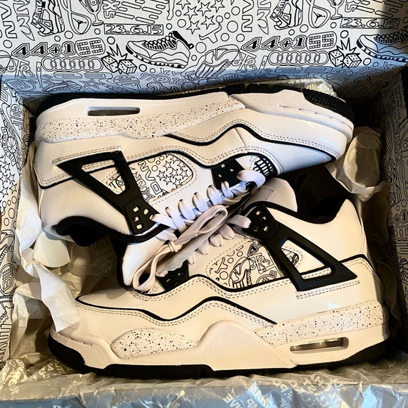 Shoes - Picture 4 of 4